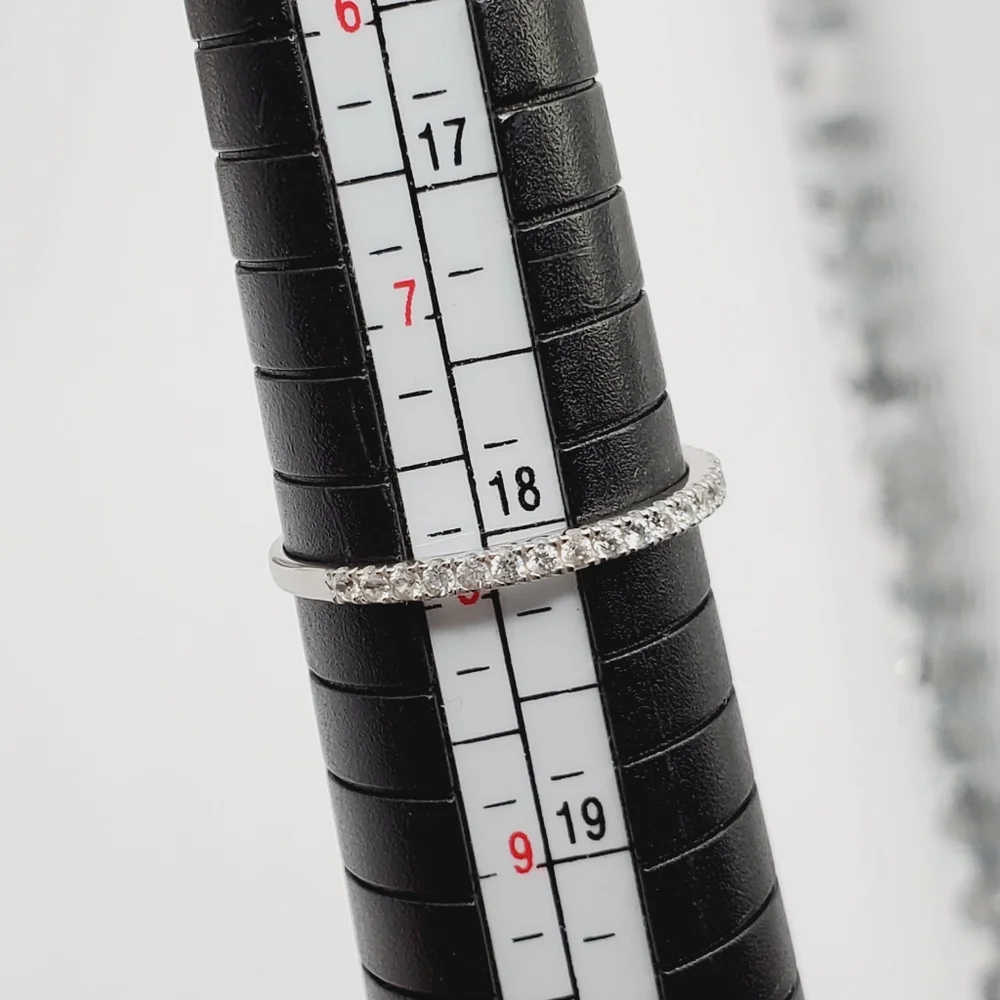 10k Solid White Gold Genuine Zircon Wedding Band Ring